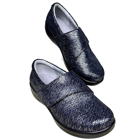Algeria Navy Metallic Slip-On Comfort Shoes - Size 7 - Alegria Lauryn - Picture 10 of 10